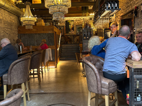 Bar La Ruelle-热拉尔德梅必去景点