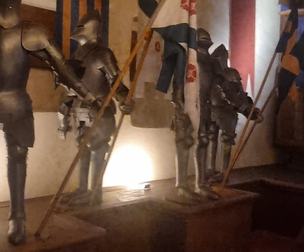 Forteresse de Saint-Vidal-Saint-Vidal必去景点