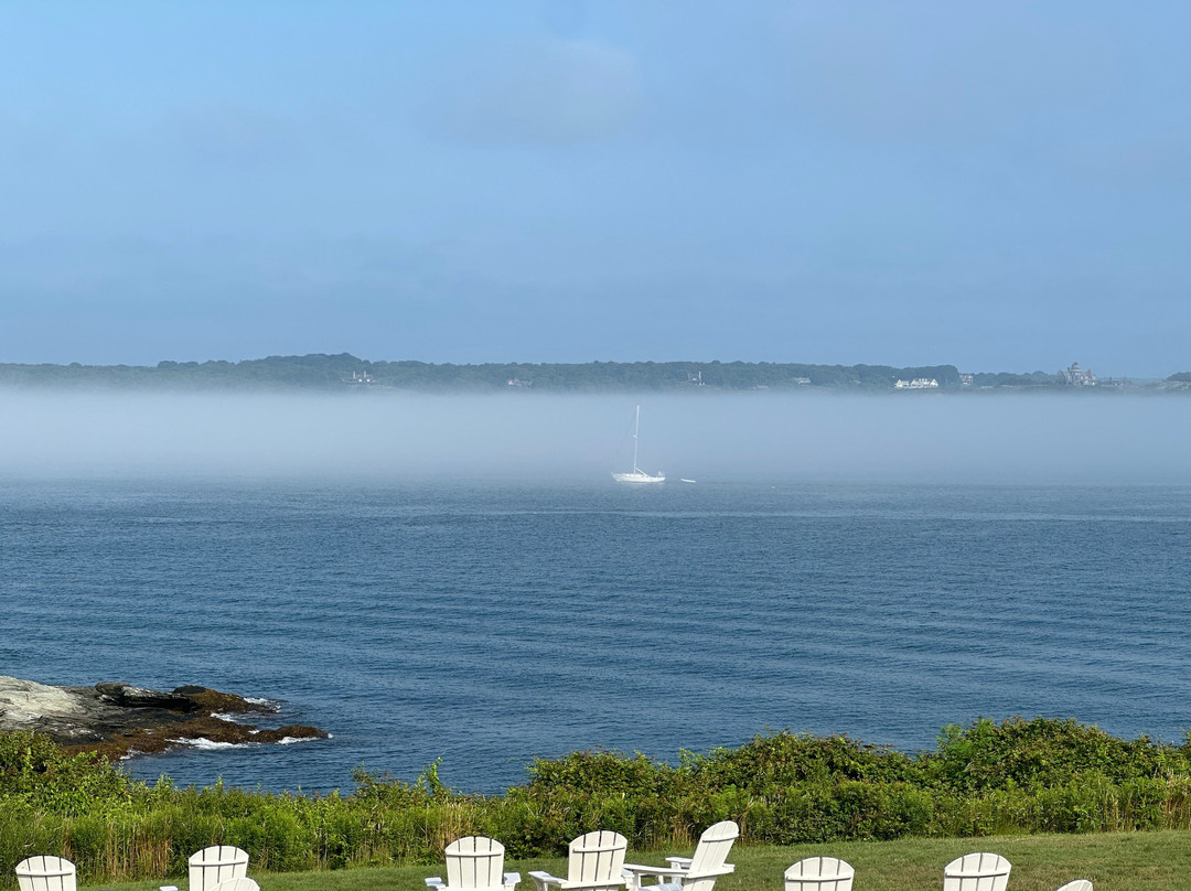 OceanCliff Hotel主图