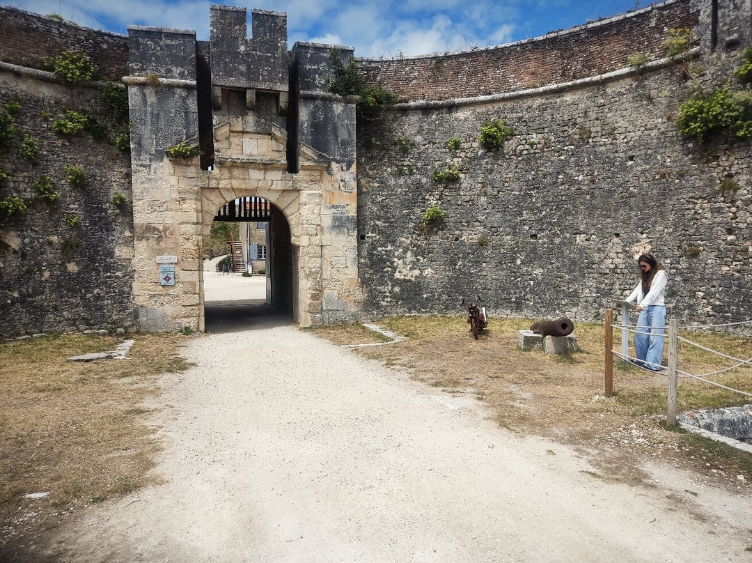 Fort la Prée-La Flotte必去景点