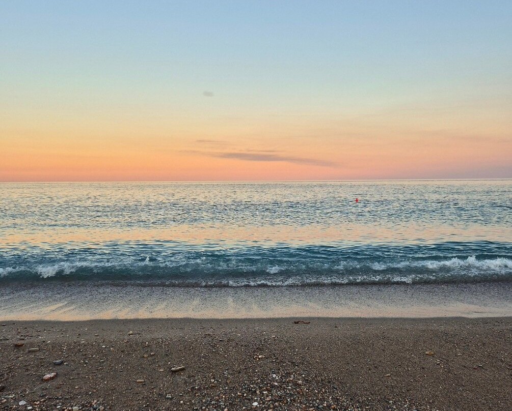Spiaggia di Recanati-Giardini Naxos必去景点