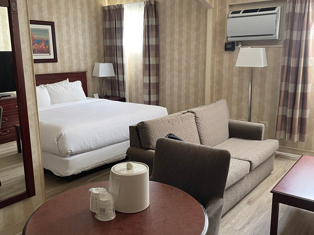 Ramada by Wyndham St. John's主图