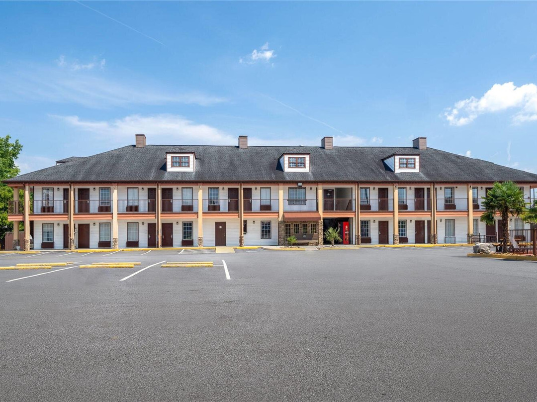 Ila酒店住宿-Baymont inn By Wyndham Commerce GA Next to Tanger Outlet Mall