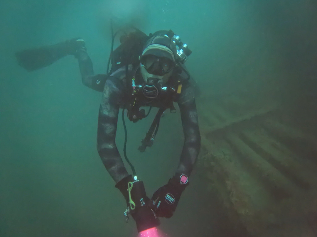 Isamar Diving Center-基奥贾必去景点