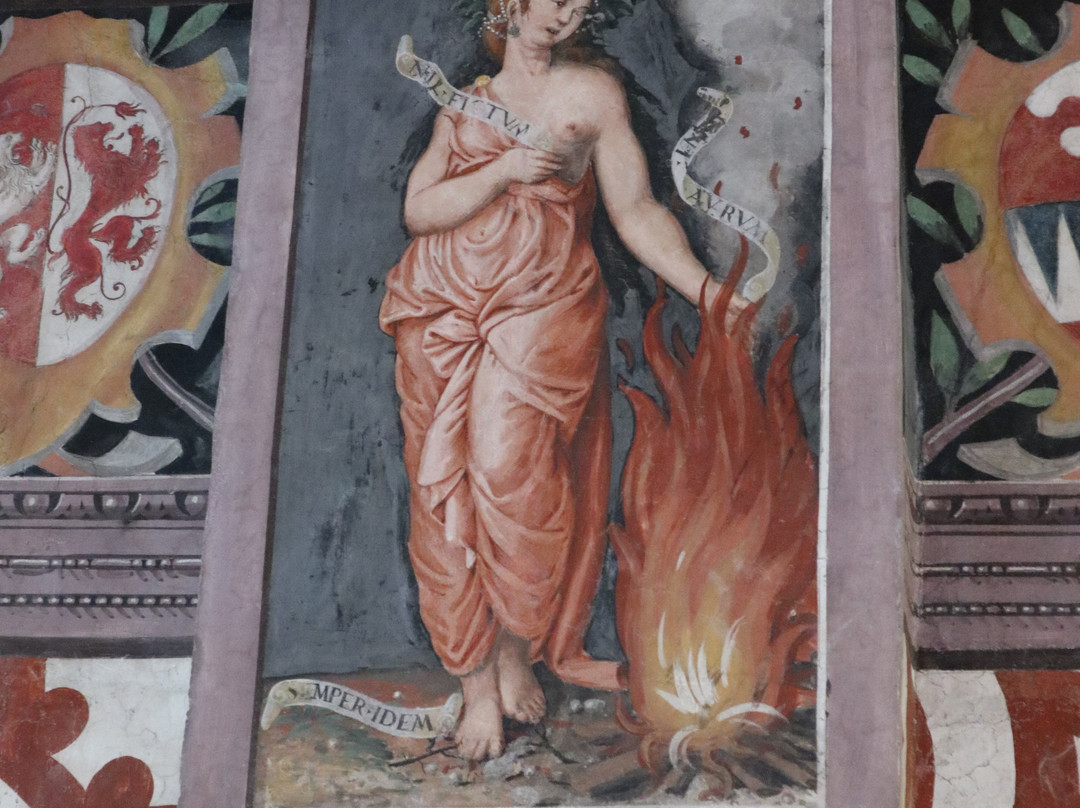 Palazzo Assessorile di Cles-Cles必去景点