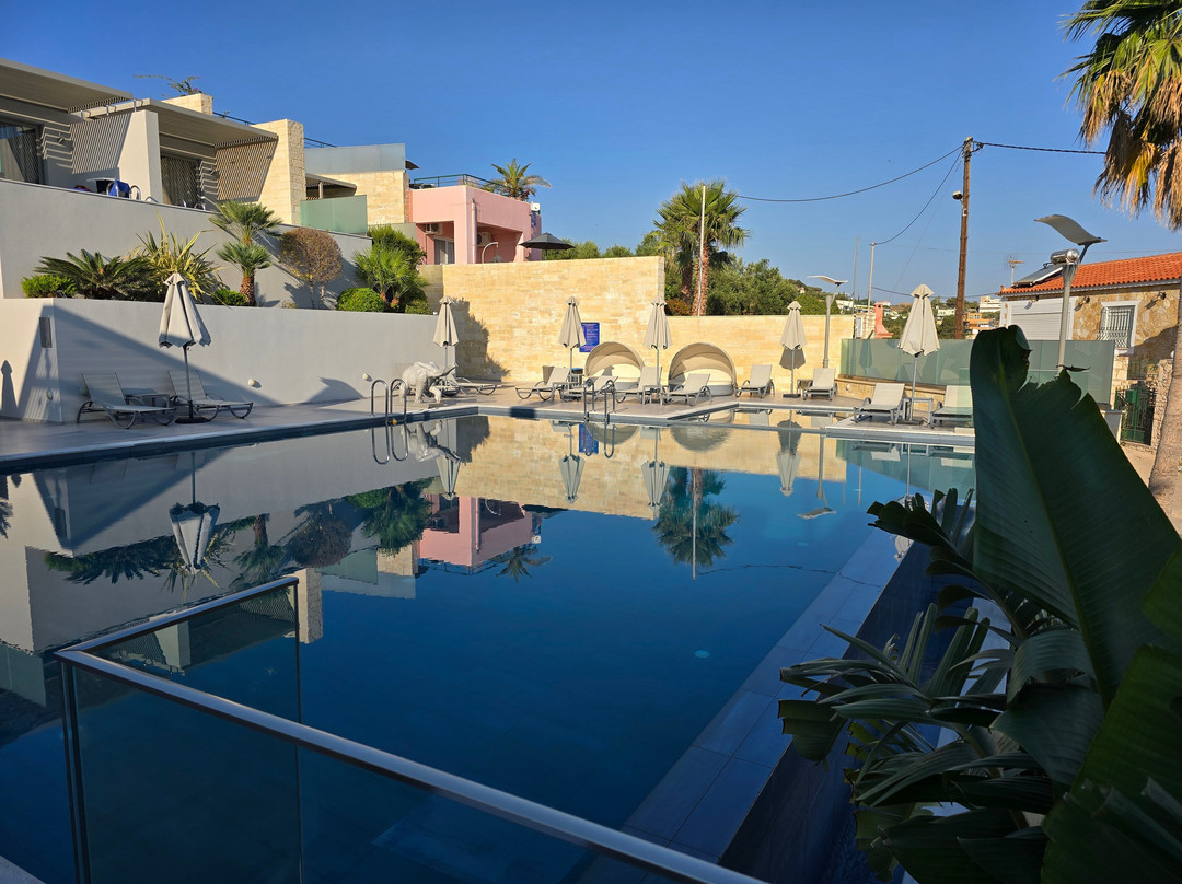 Blue Elephant Hotel主图