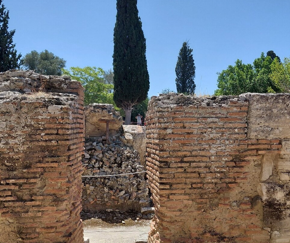 Gortyna-Agioi Deka必去景点