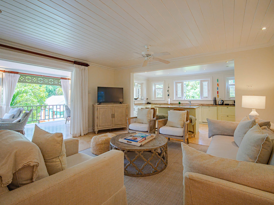 Little Good Harbour主图