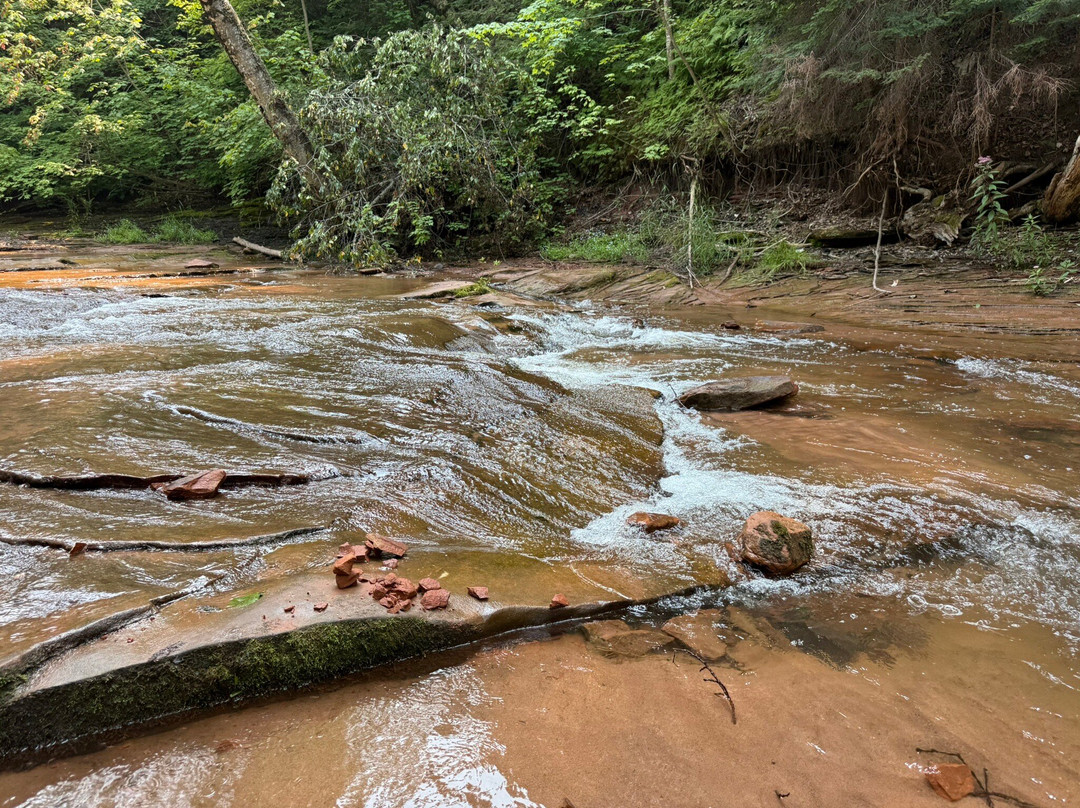 Siskiwit Falls-Cornucopia必去景点