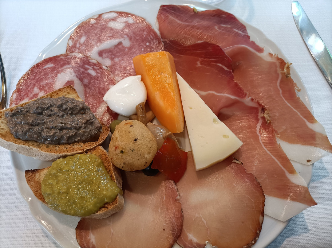 Ristorante-pizzeria "da Luciano "
