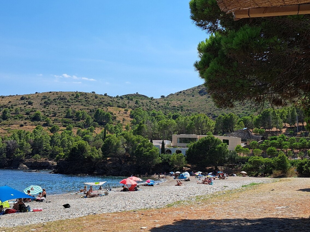 Cala Montjoi-罗塞斯必去景点