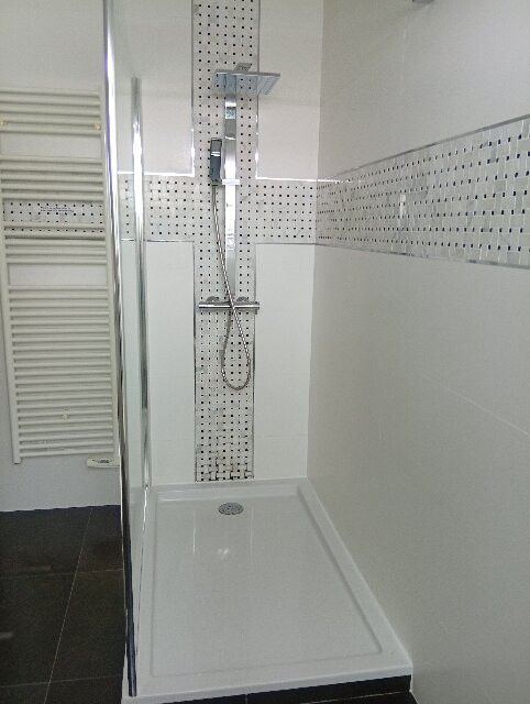 Au Pré Carré主图