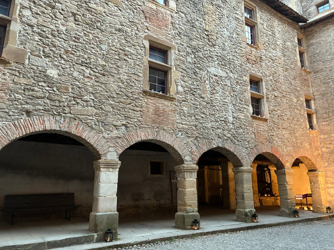 Chateau de Septeme-Septème必去景点
