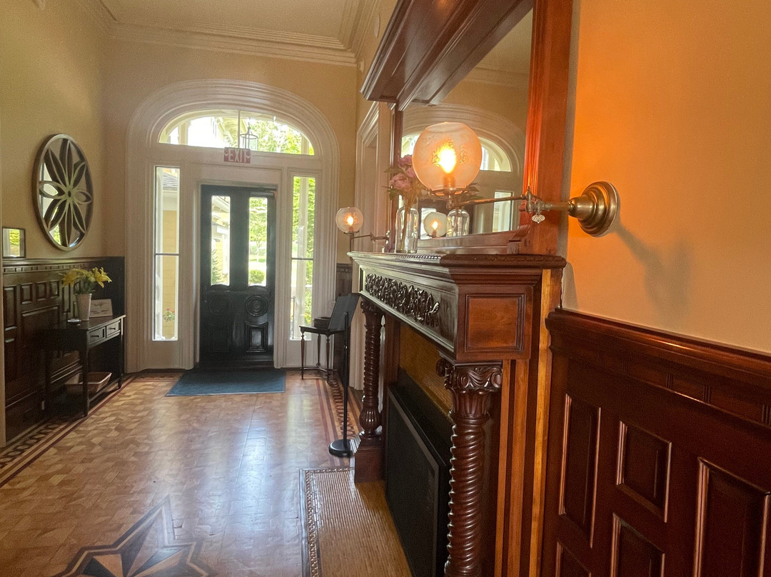 Captain’s Mansion主图