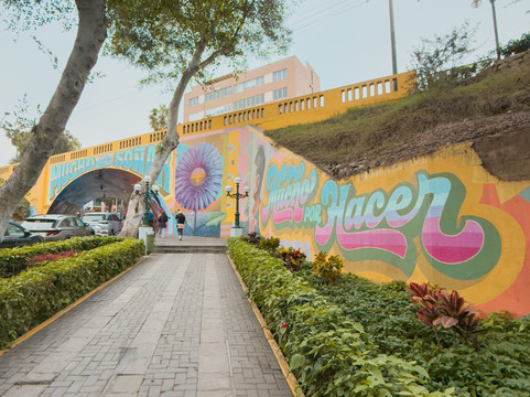 Lima by Walking Free City Tour-利马必去景点