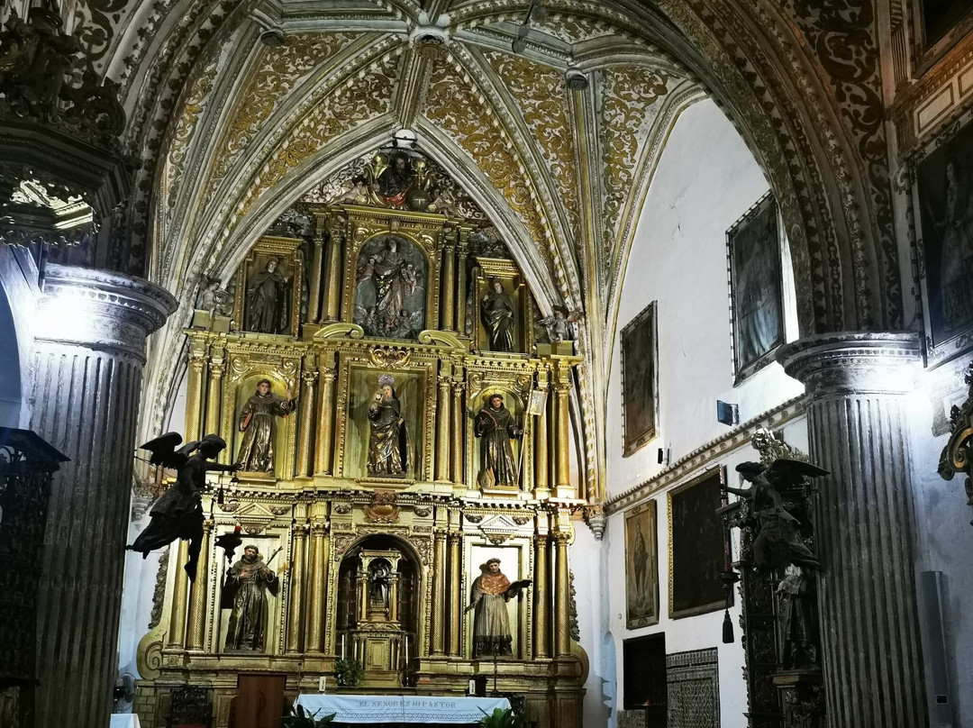 Convento de Santa Clara-卡莫纳必去景点