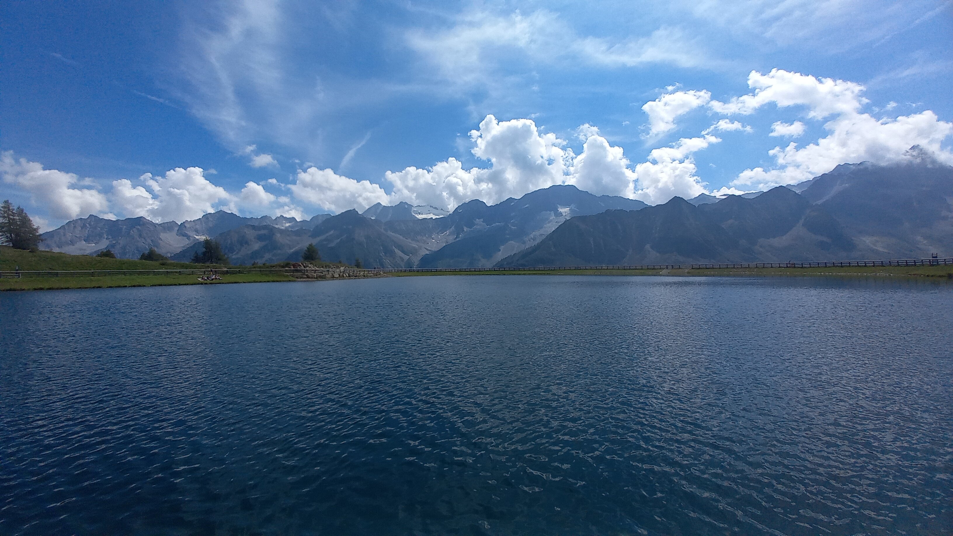阿达梅洛酒店-官方