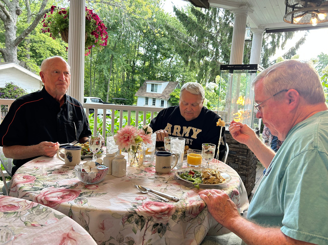 Martha's Vineyard Bed & Breakfast主图