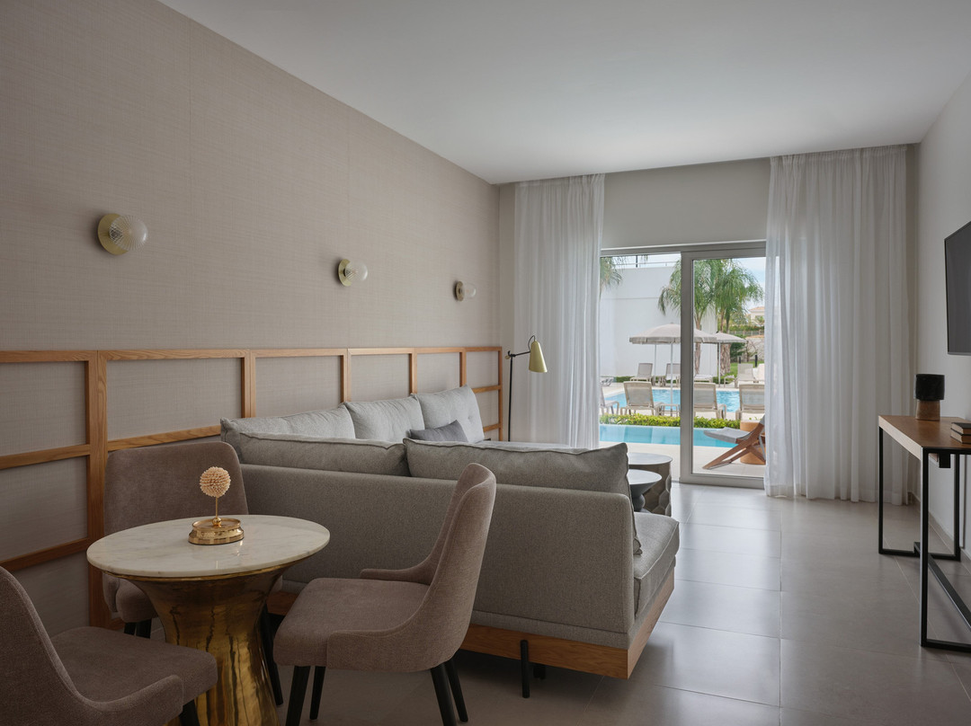 大西洋水蓝色酒店主图