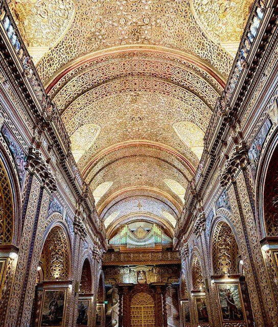 Rebecca Adventure Travel-阿约拉港必去景点