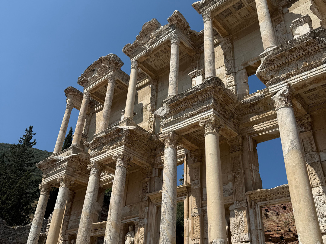 Kusadasi Taxi Port-Yucel Taxi-库萨达斯必去景点