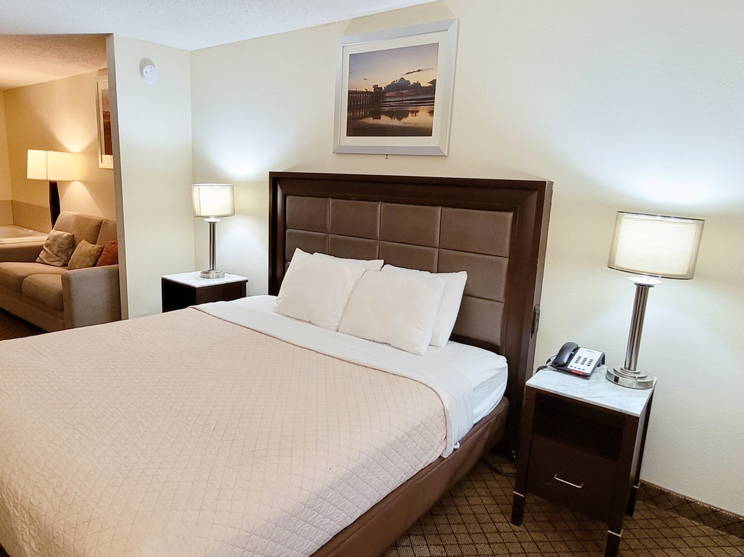 Home Inn & Suites Montgomery主图