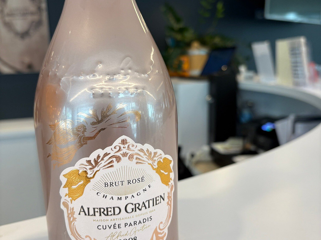 Champagne Alfred Gratien-埃佩尔内必去景点
