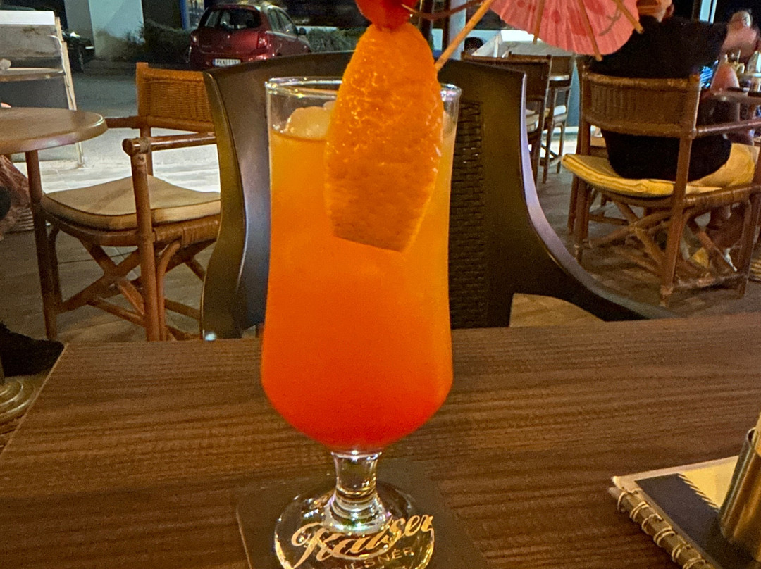 Yiannis pub-罗德城必去景点