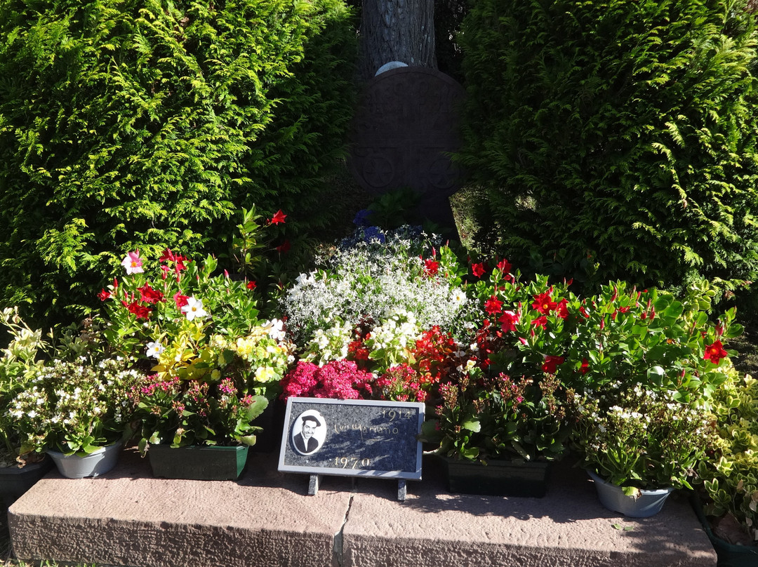 Tombe De Luis Mariano-Arcangues必去景点