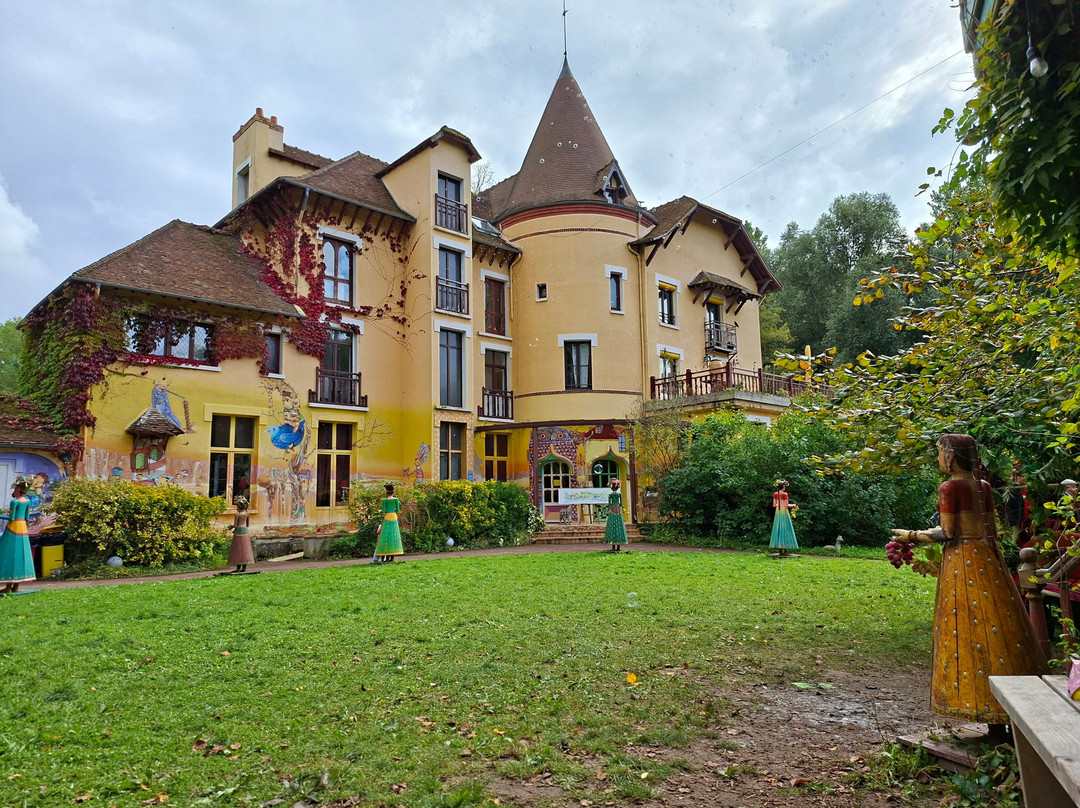 Le Moulin Jaune-Crecy-la-Chapelle必去景点