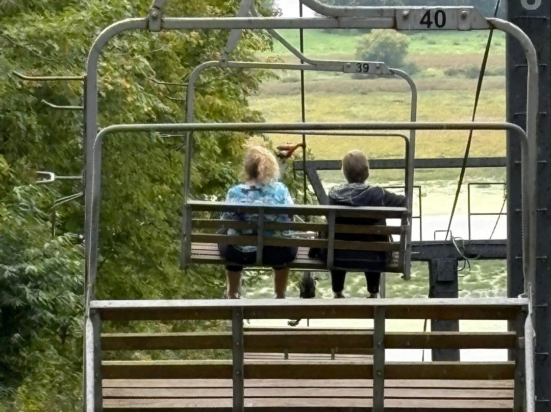 栗山自然保护区-加利纳必去景点