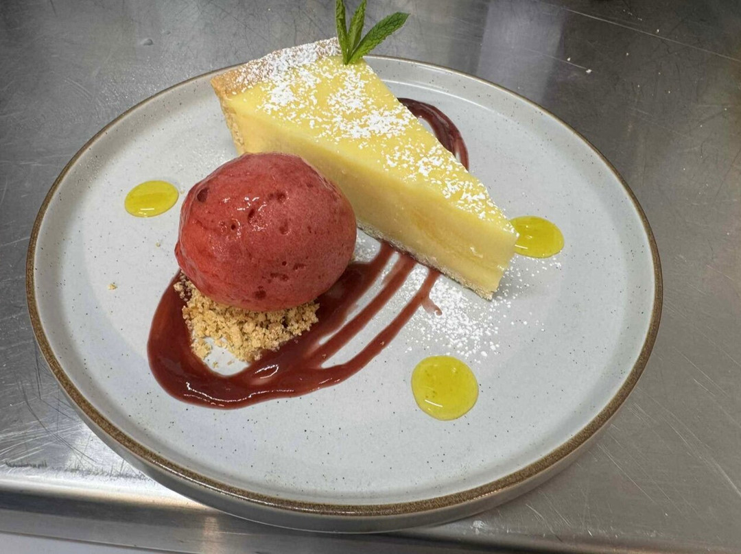 The Railway Inn主图