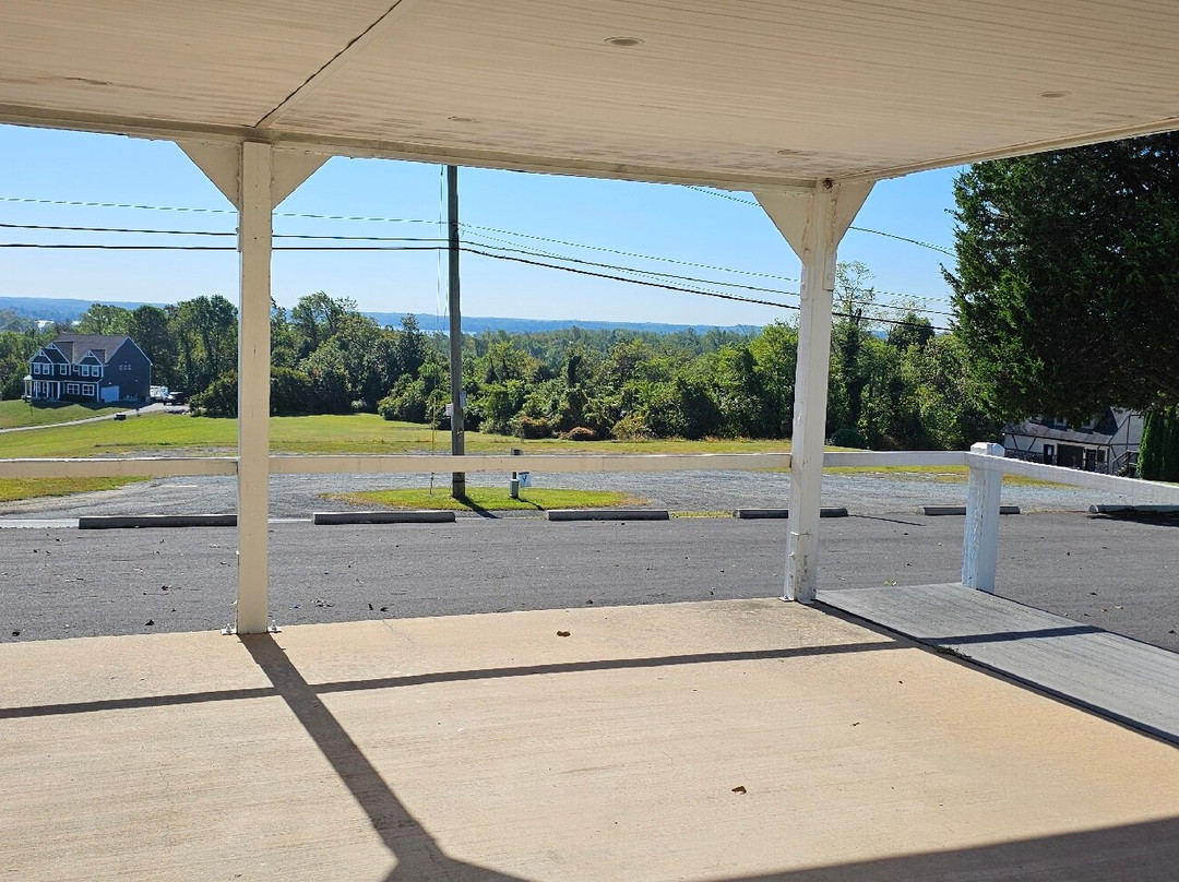 Hart's United Methodist Church-North East必去景点