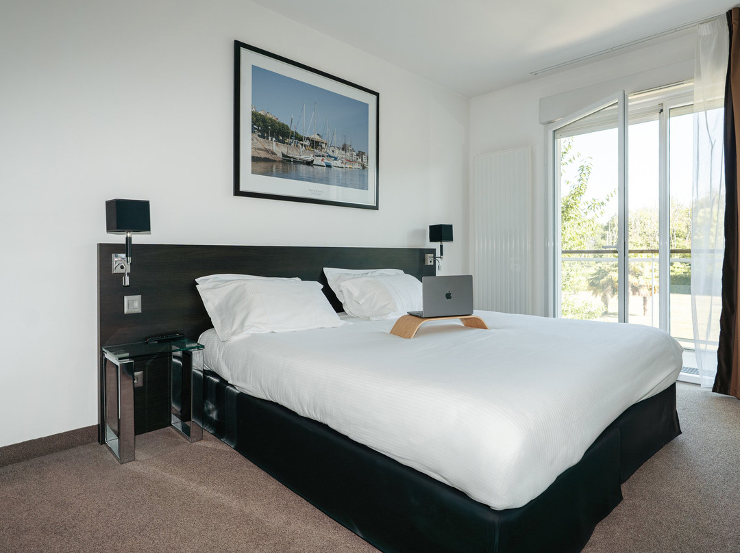 West hotel life Carquefou主图