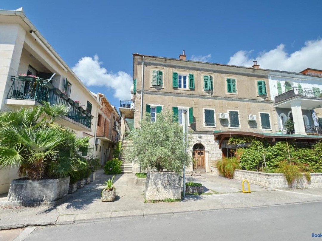 Trojanovic Apartments