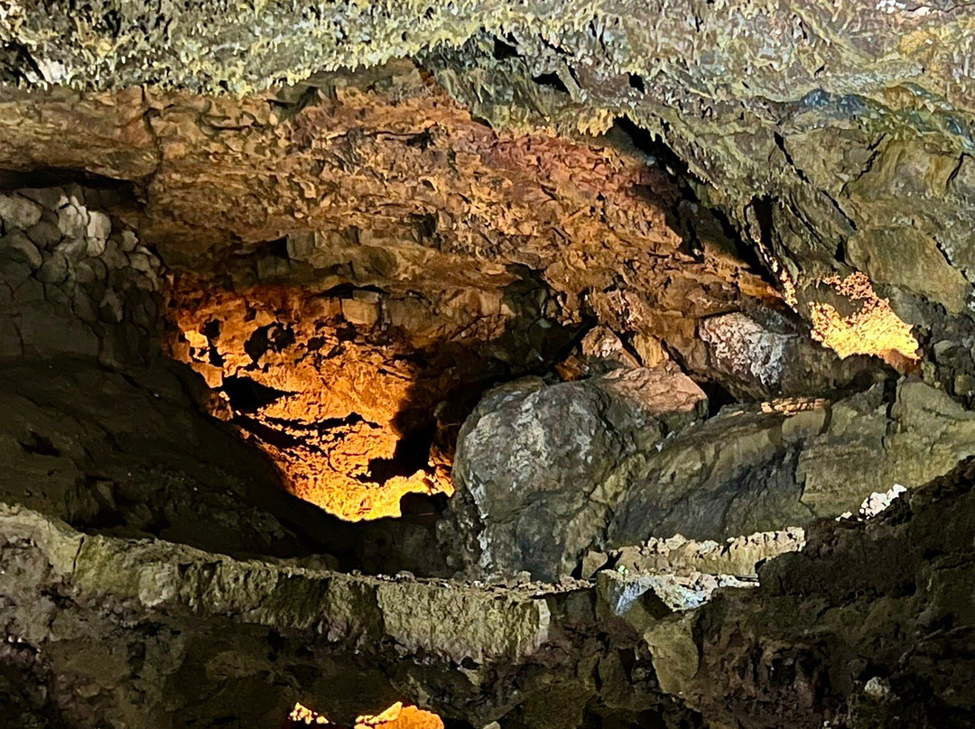 Gruta do Carvão-蓬塔德尔加达必去景点