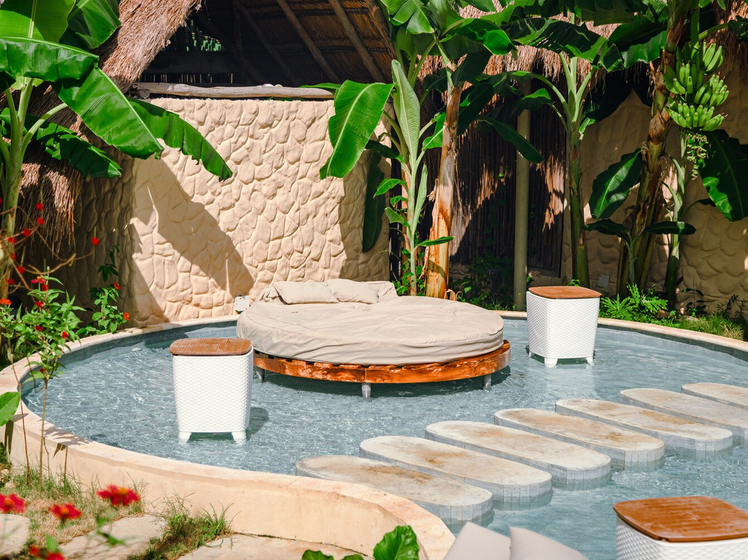 Velanova Paradise - Hotel Retreat