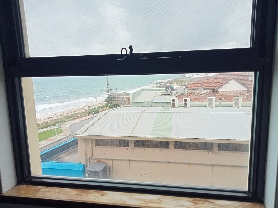 Ocean Beach Hotel主图