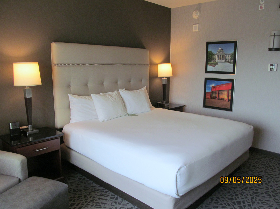 Drury Plaza Hotel Cape Girardeau Conference Center主图