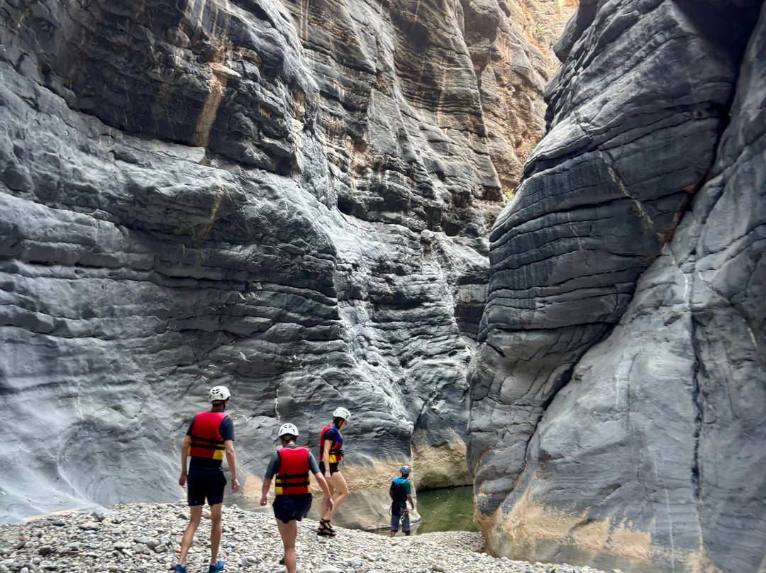 Snake Canyon Guide - Sultan-Wadi Bani Awf必去景点