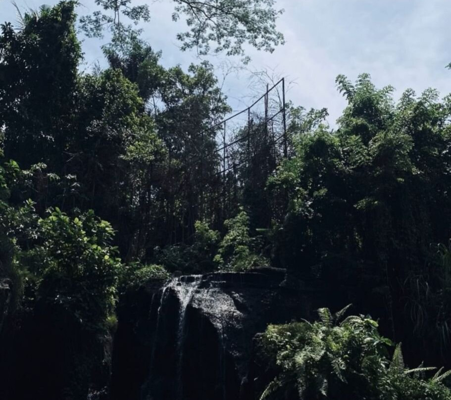 Beji Griya Waterfall-阿比安塞马尔必去景点