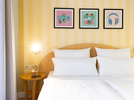 柏林克洛普里浪漫酒店主图