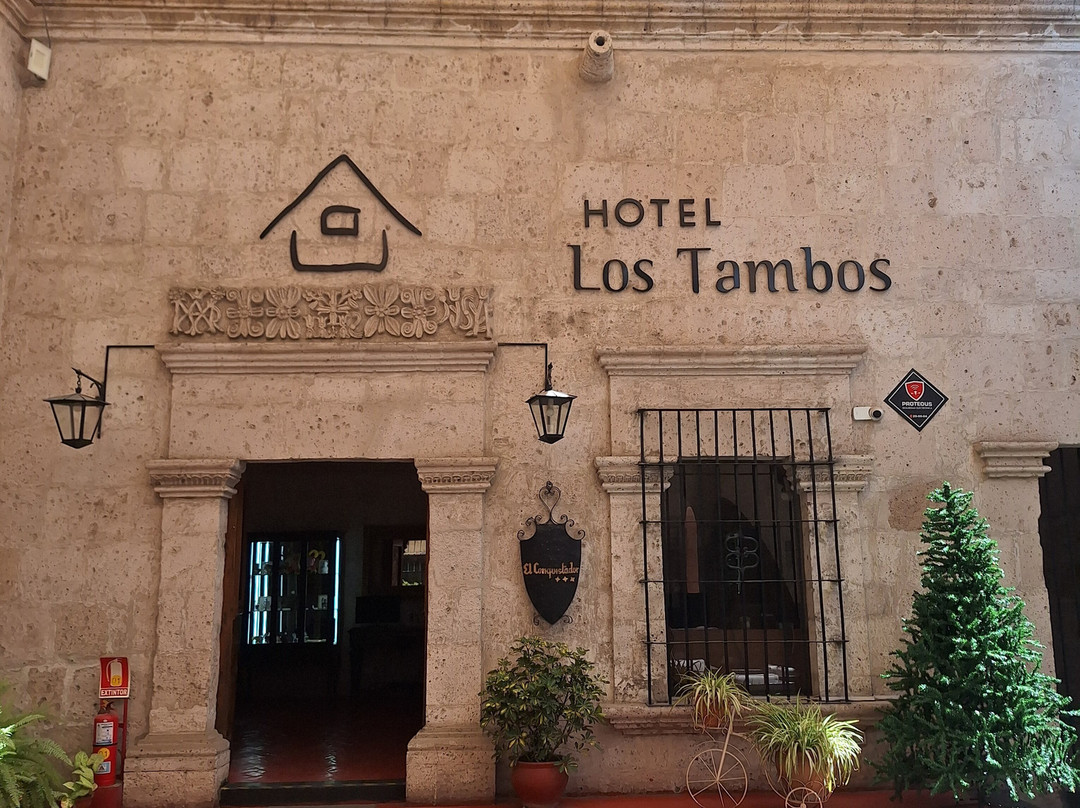 Los Tambos - Colonial主图