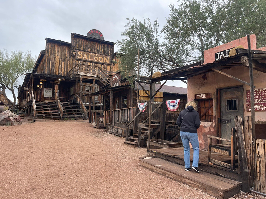 Goldfield Ghost Town-Apache Junction必去景点
