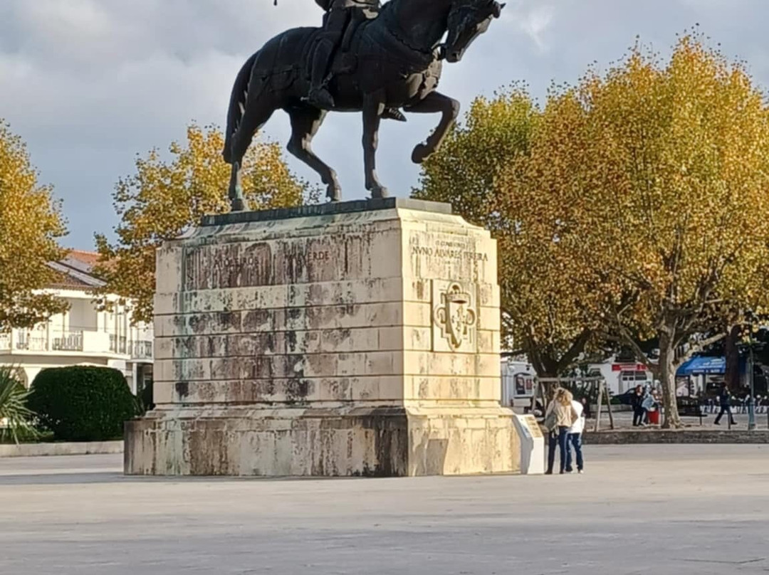 Estatua Equestre do Condestavel D.Nuno Alvarez Pereira-Batalha必去景点