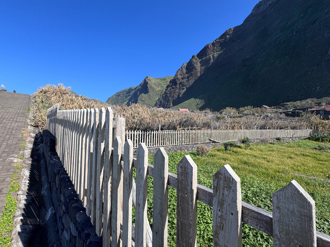 Achadas Da Cruz Promenade