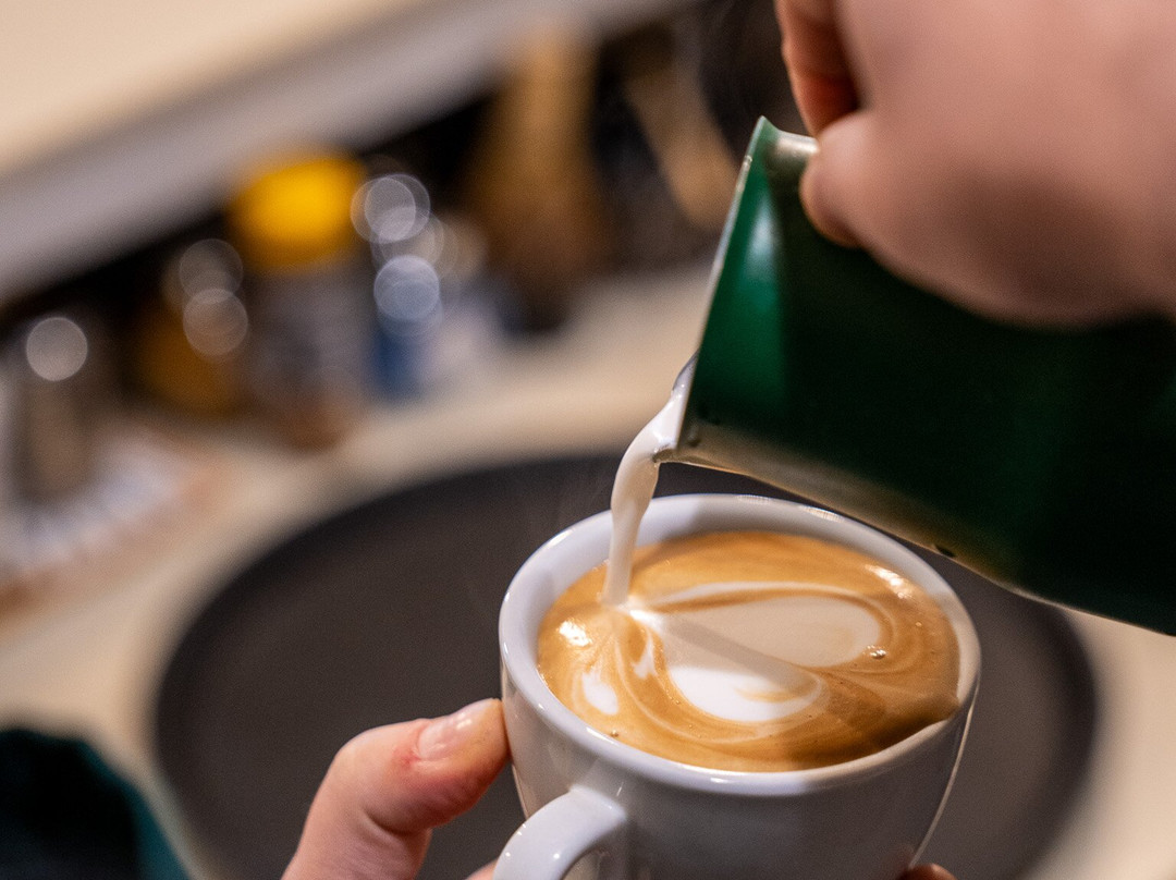Amelìe Caffe, Vini E Sapori-Lograto必去景点