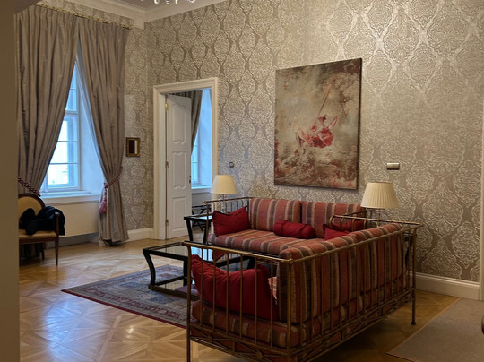 布拉格宫帕克蒂夫马美颂套房酒店主图