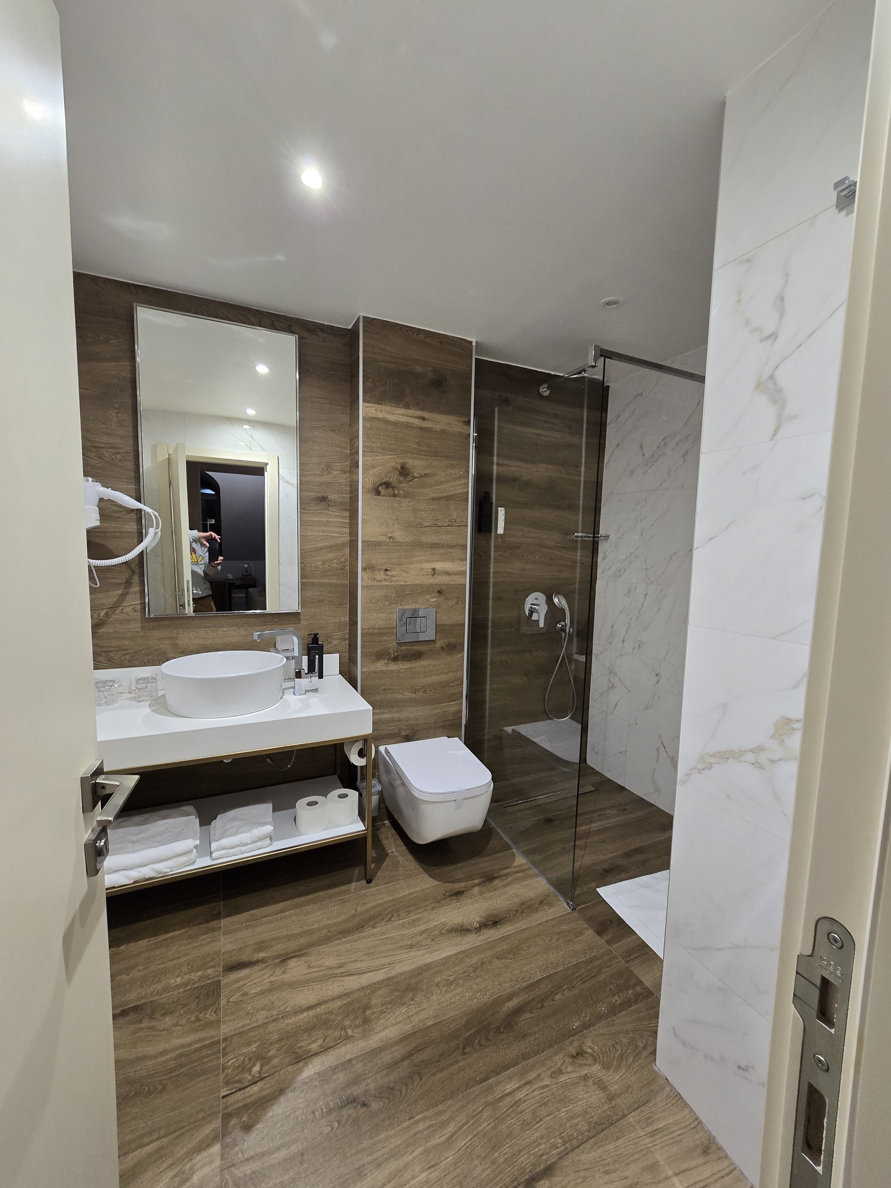 Ski Hotel Zabljak-浴室