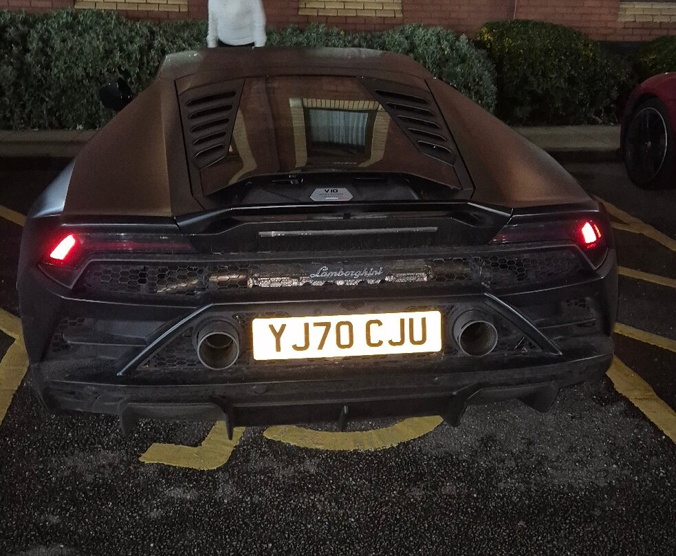 快捷假日特伦特河畔斯多克酒店主图